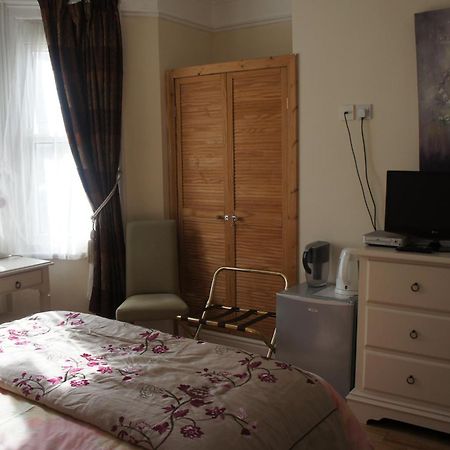 Amazon Guest House Oxford Esterno foto
