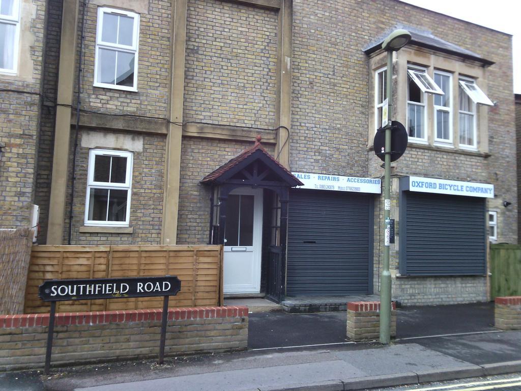 Amazon Guest House Oxford Esterno foto